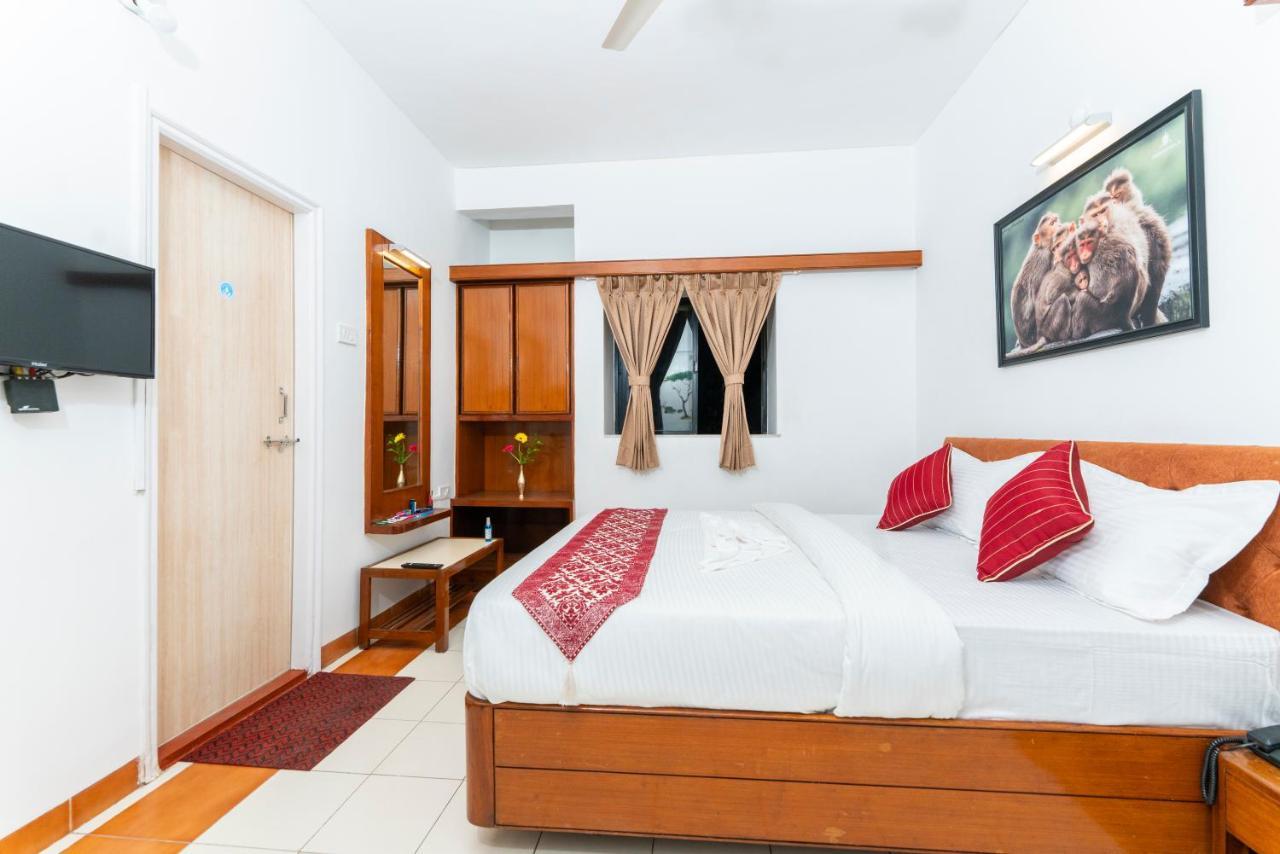 Hotel Green Field Satara Extérieur photo