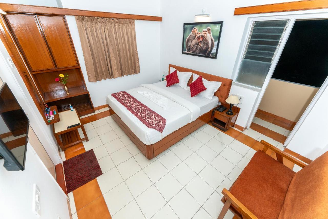 Hotel Green Field Satara Extérieur photo