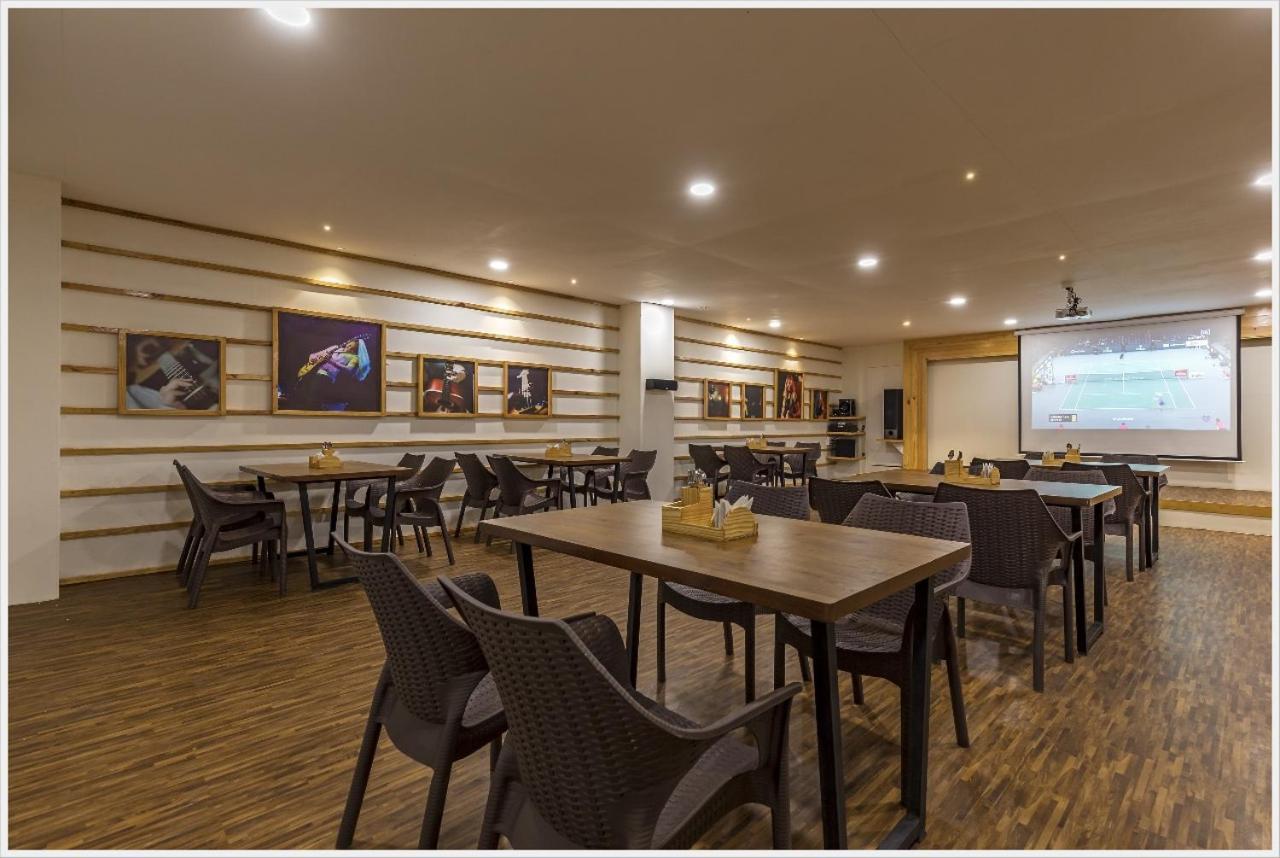 Hotel Green Field Satara Extérieur photo